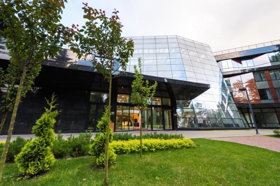 محوطه هتل محوطه هتل