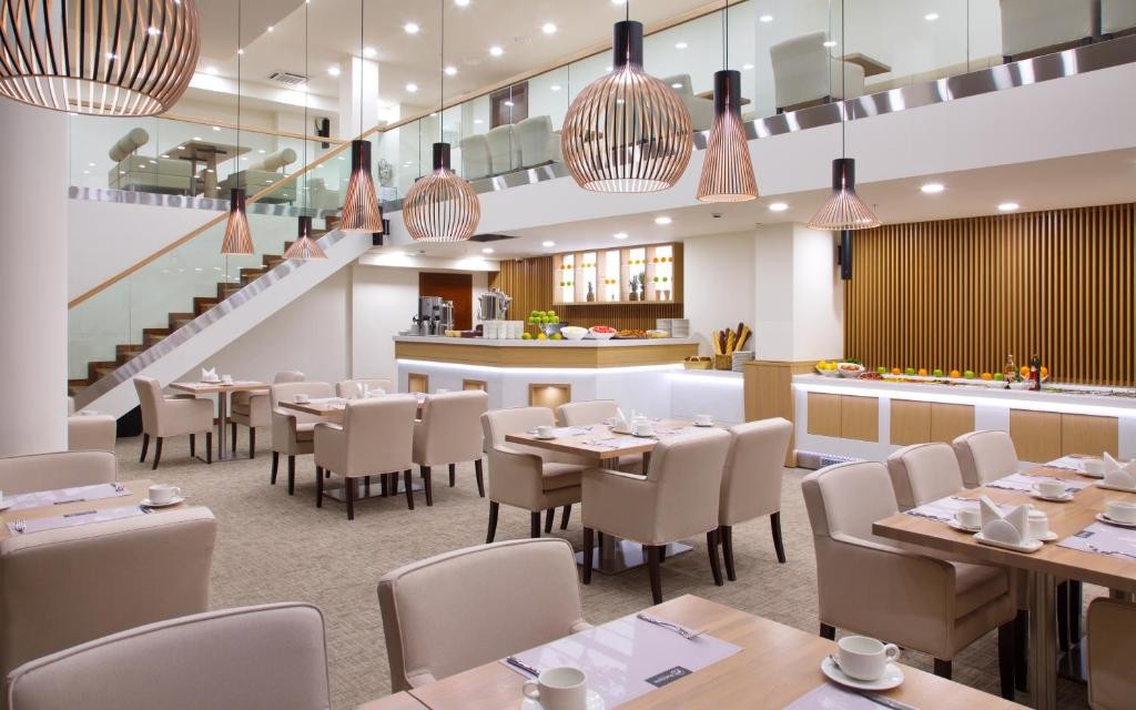 رستوران رستوران