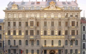 محوطه هتل محوطه هتل