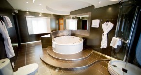 هتل Happy Pushkin سنت پترزبورگ