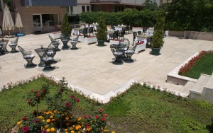 محوطه هتل محوطه هتل