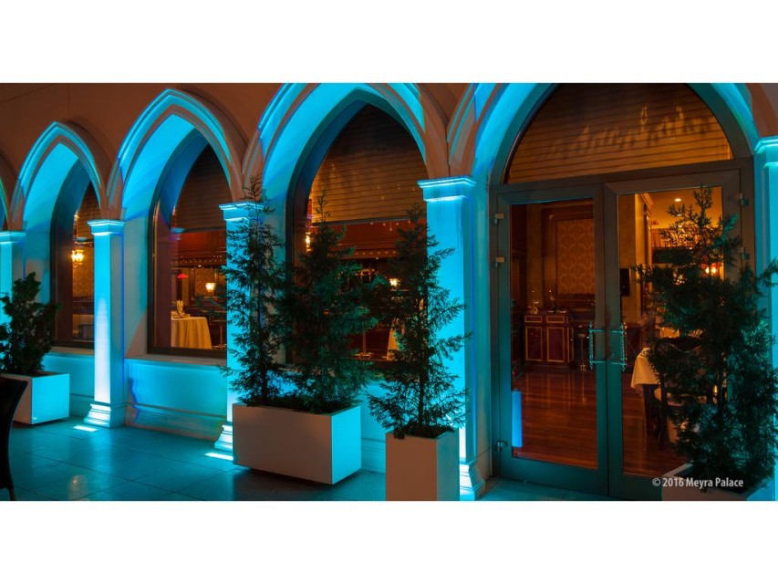 نمای هتل نمای هتل