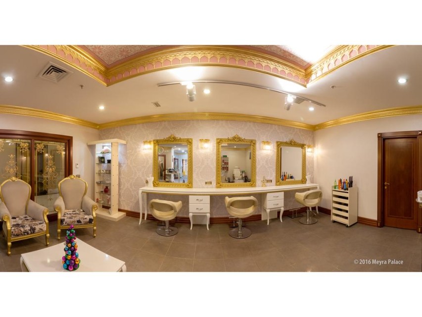 سالن زیبایی