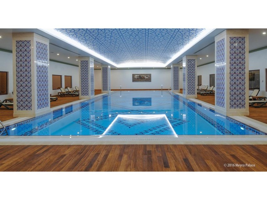 استخر استخر