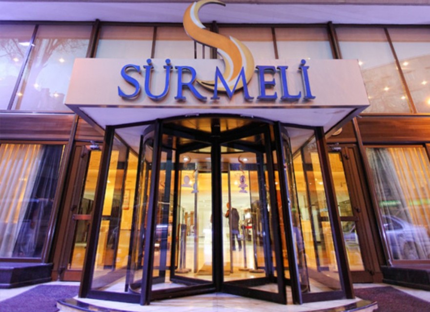 ورودی هتل ورودی هتل