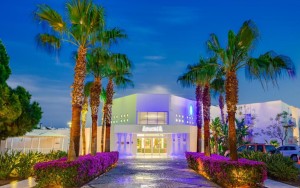 محوطه هتل محوطه هتل