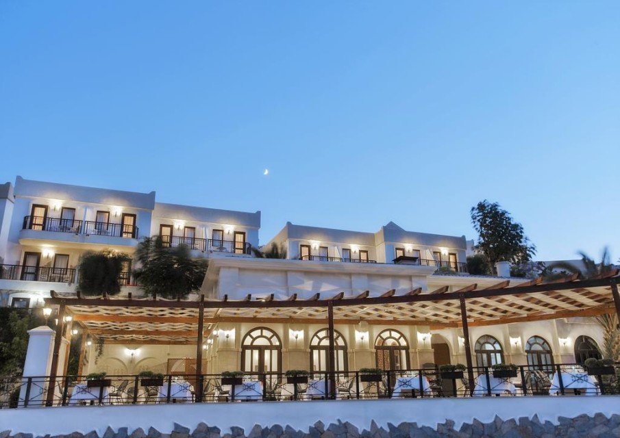 استخر استخر