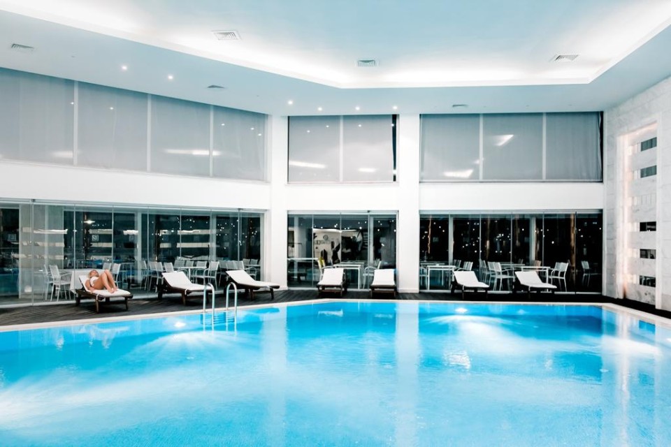 استخر استخر