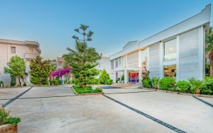 محوطه هتل محوطه هتل