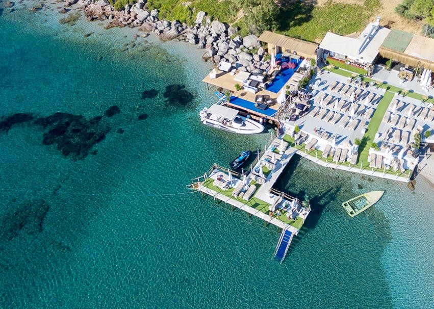 محوطه هتل محوطه هتل