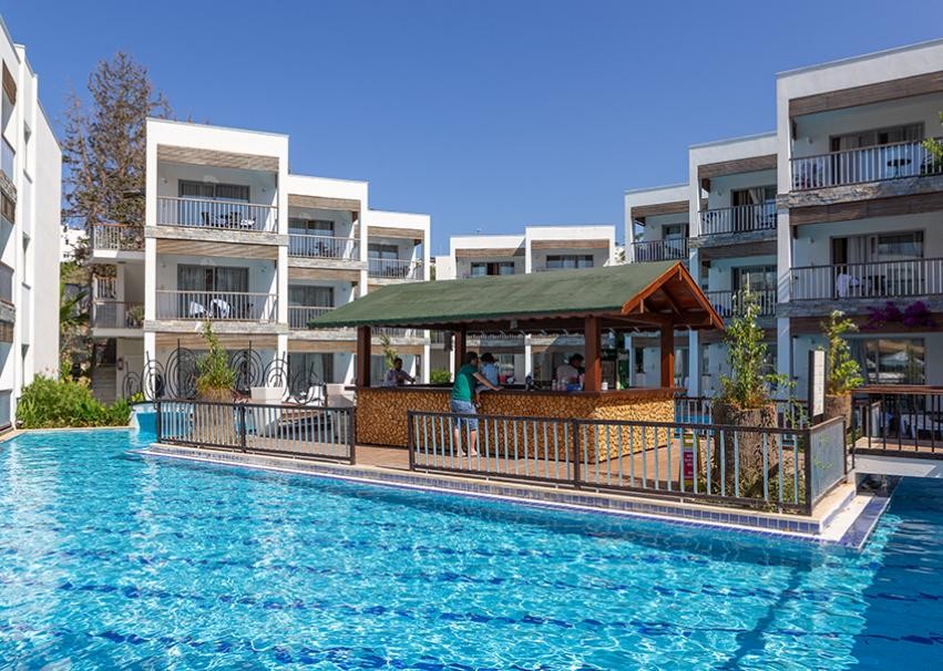 محوطه هتل محوطه هتل