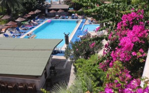 محوطه هتل محوطه هتل