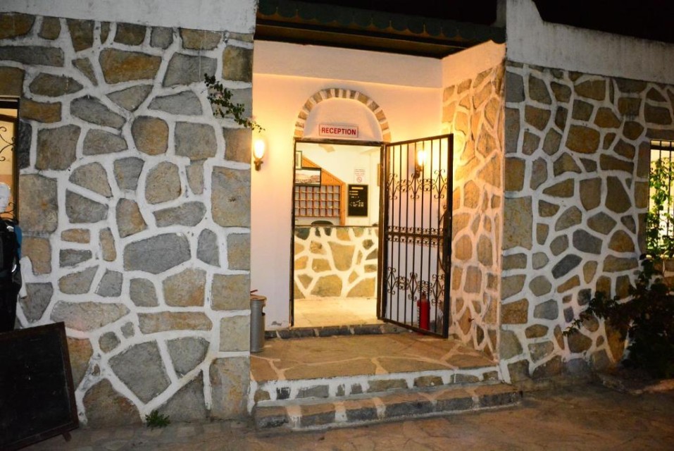 محوطه هتل محوطه هتل