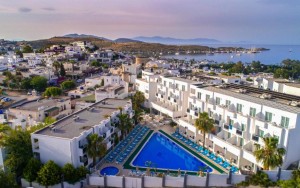 محوطه هتل محوطه هتل