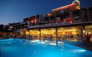 محوطه هتل محوطه هتل