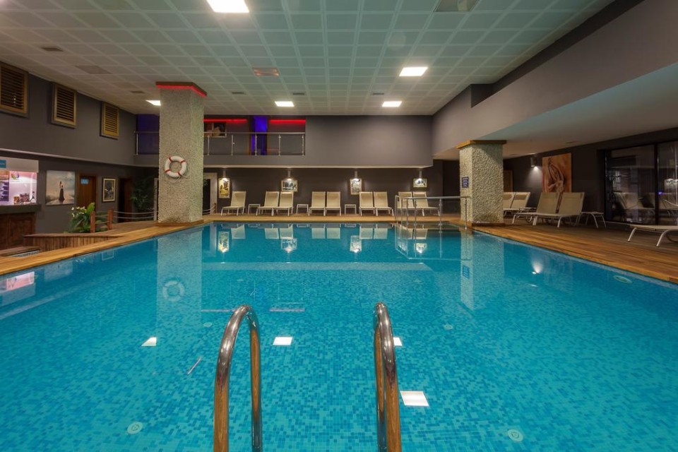 استخر استخر