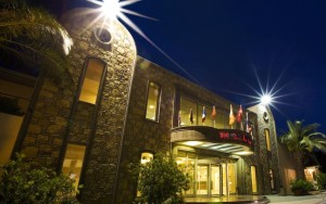 محوطه هتل محوطه هتل