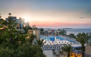 محوطه هتل محوطه هتل