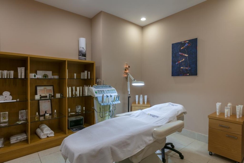 مرکز زیبایی