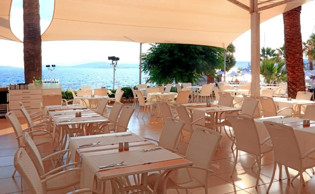 رستوران رستوران