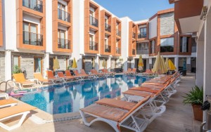 محوطه هتل محوطه هتل