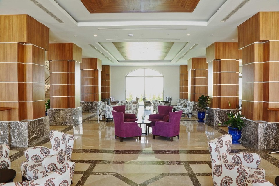 محوطه هتل محوطه هتل