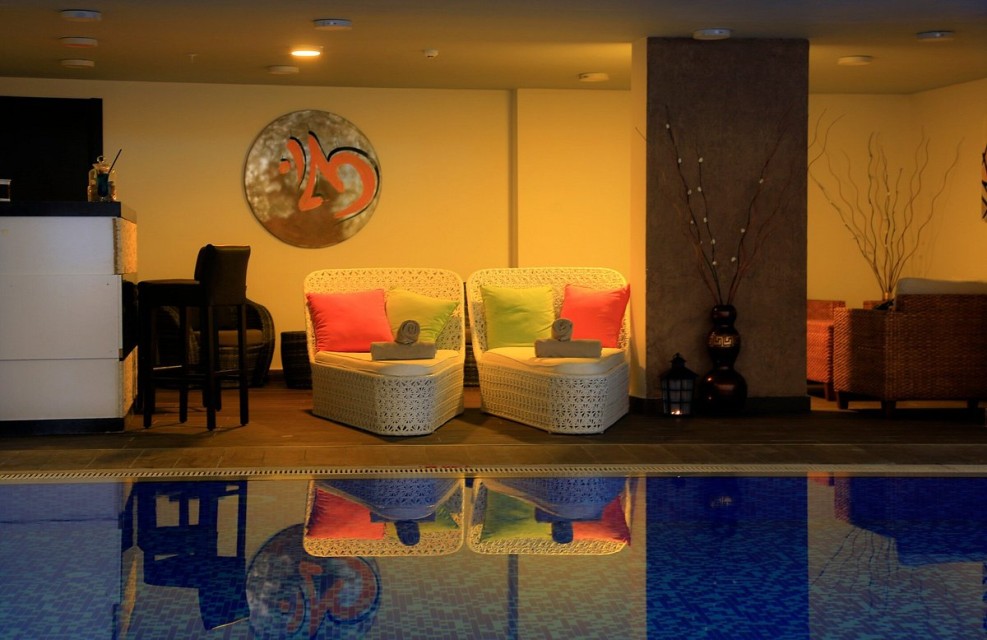 استخر استخر