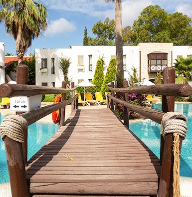 استخر استخر