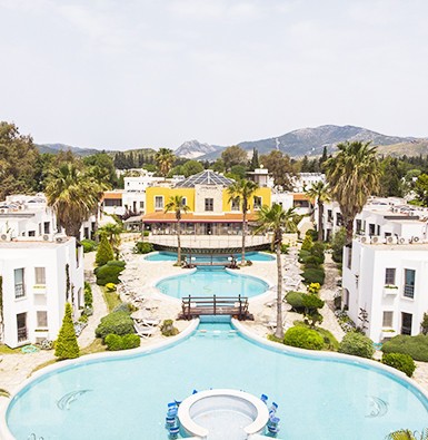 محوطه هتل محوطه هتل