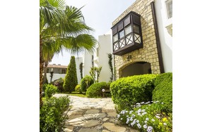 محوطه هتل محوطه هتل