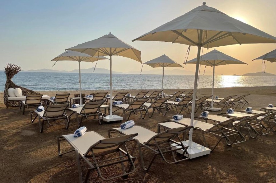 محوطه هتل محوطه هتل