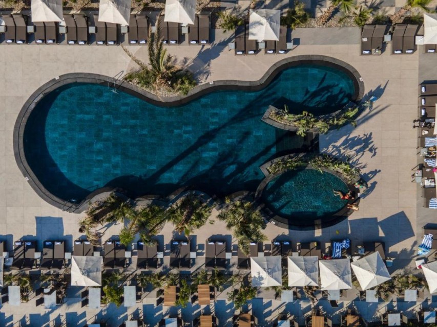 محوطه هتل محوطه هتل