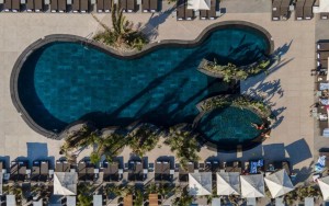 محوطه هتل محوطه هتل