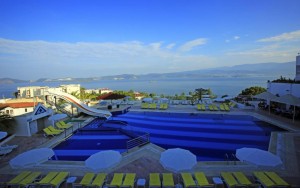 محوطه هتل محوطه هتل