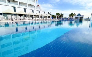 محوطه هتل محوطه هتل