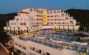 محوطه هتل محوطه هتل