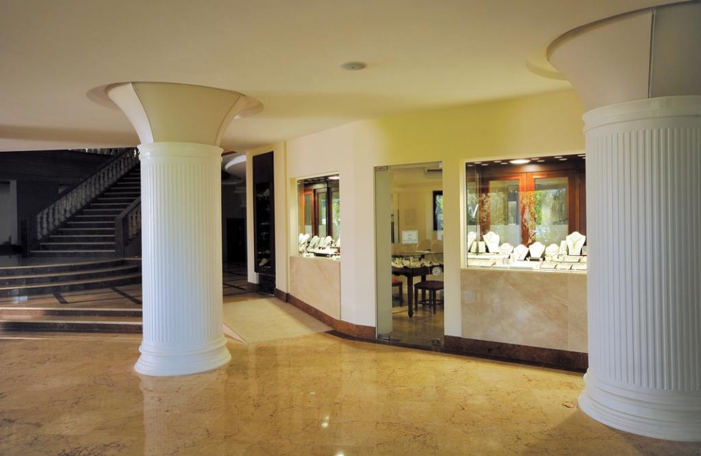 داخل هتل داخل هتل