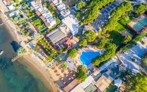 محوطه هتل محوطه هتل