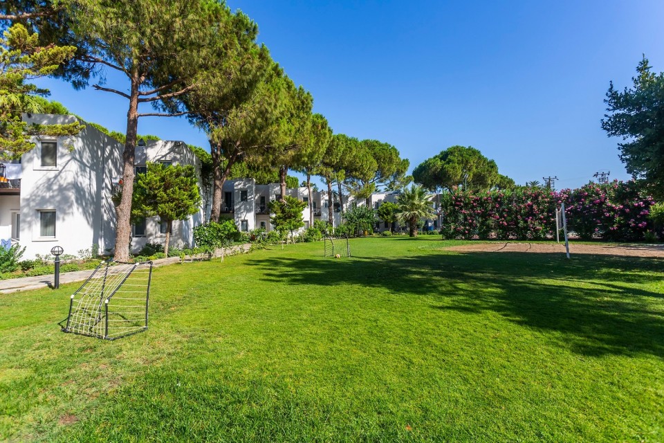 محوطه هتل محوطه هتل