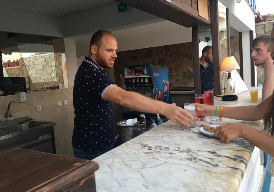 محوطه هتل محوطه هتل