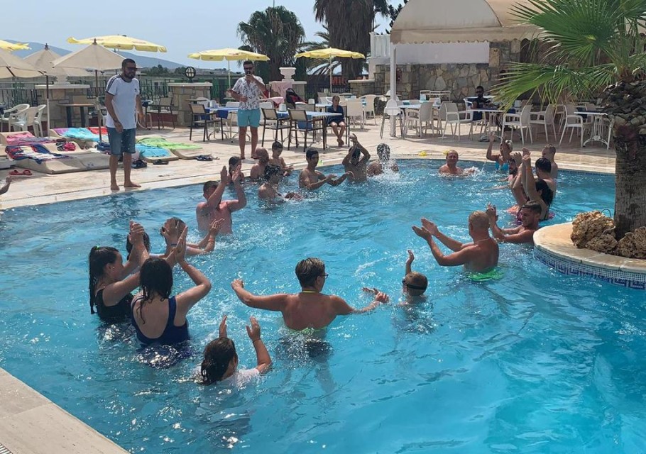 محوطه هتل محوطه هتل