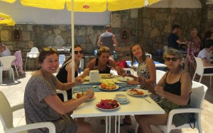 محوطه هتل محوطه هتل