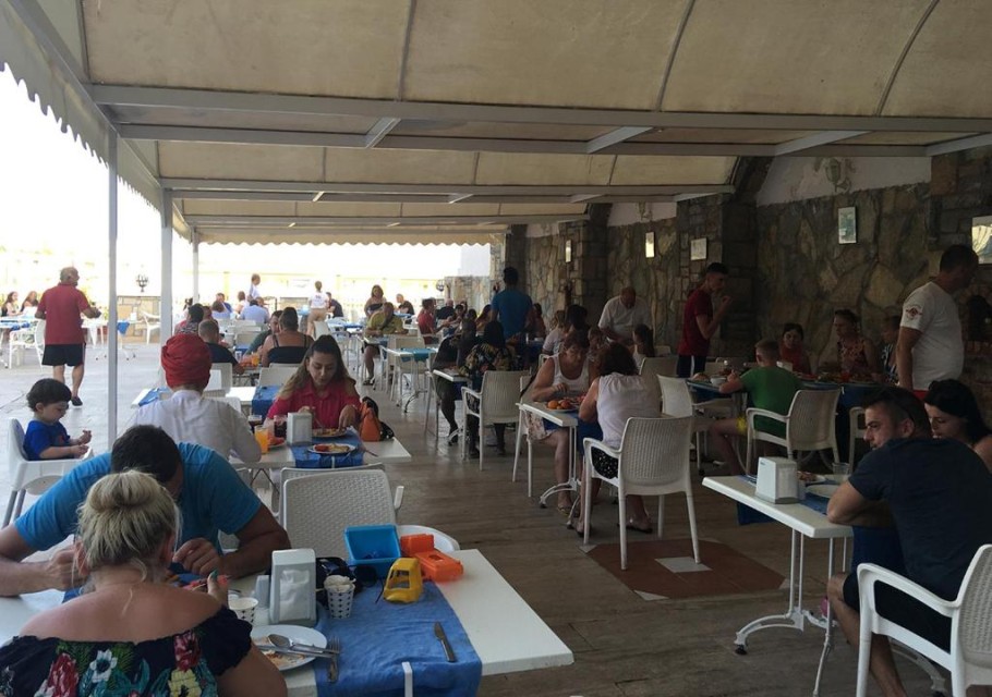 محوطه هتل محوطه هتل