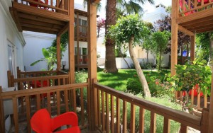 محوطه هتل محوطه هتل