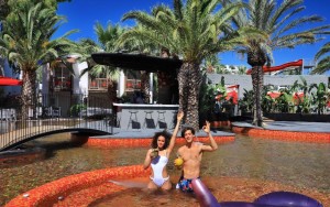 محوطه هتل محوطه هتل