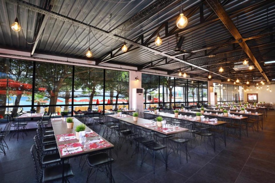 رستوران رستوران