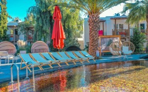 محوطه هتل محوطه هتل