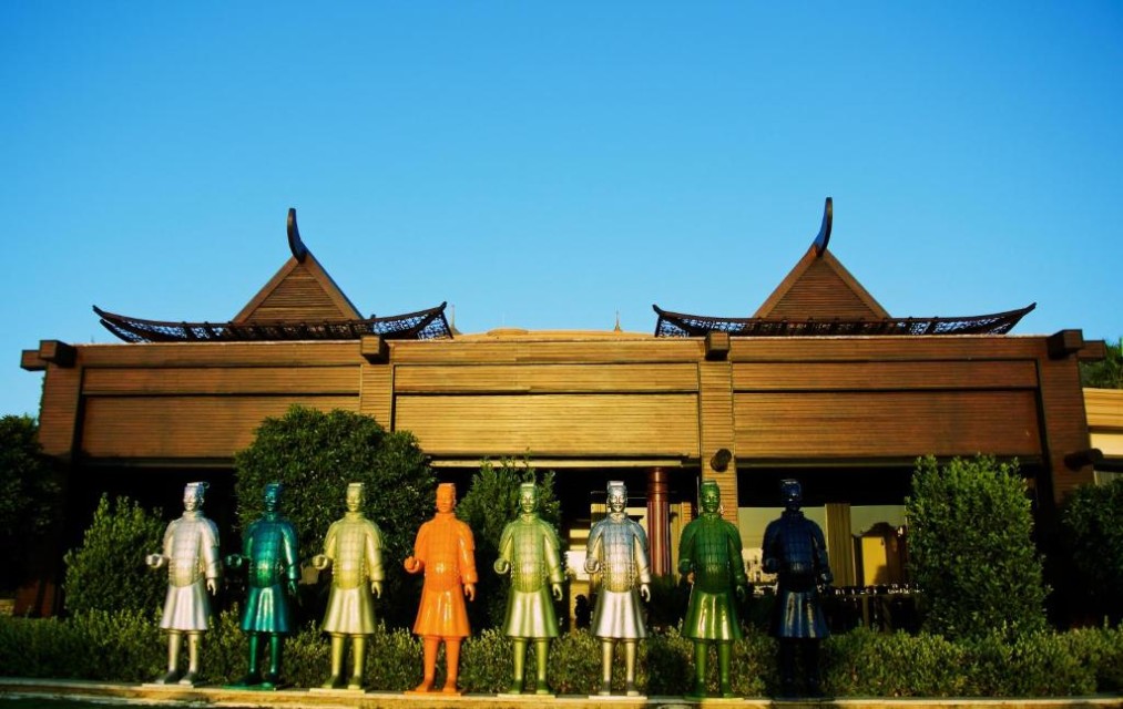 محوطه هتل محوطه هتل