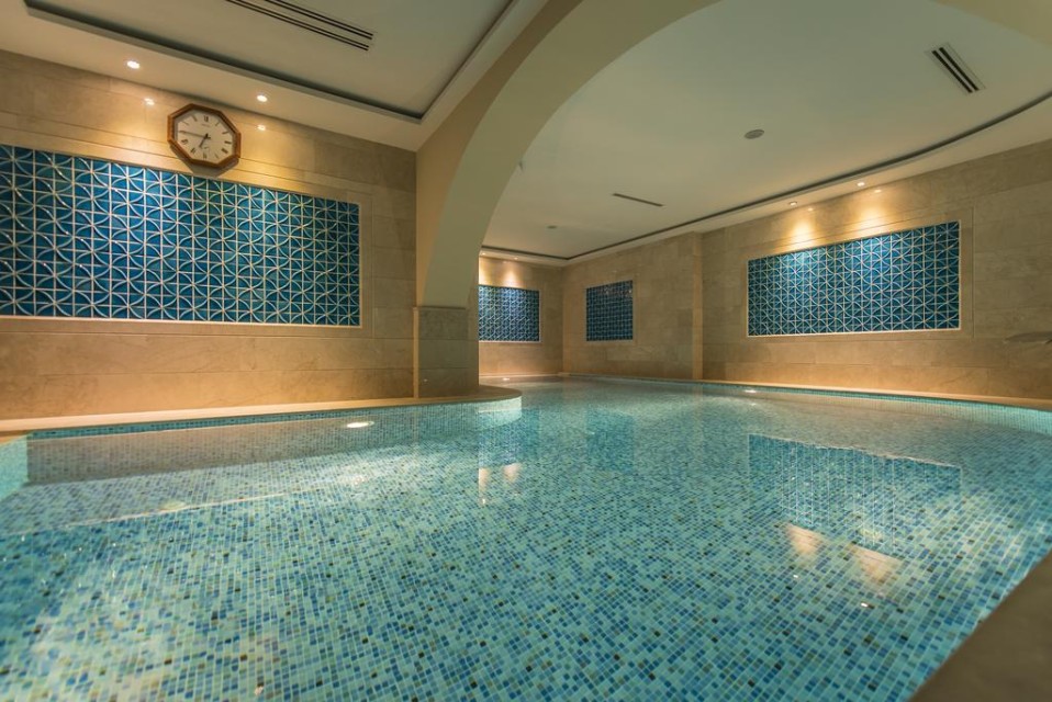 استخر استخر