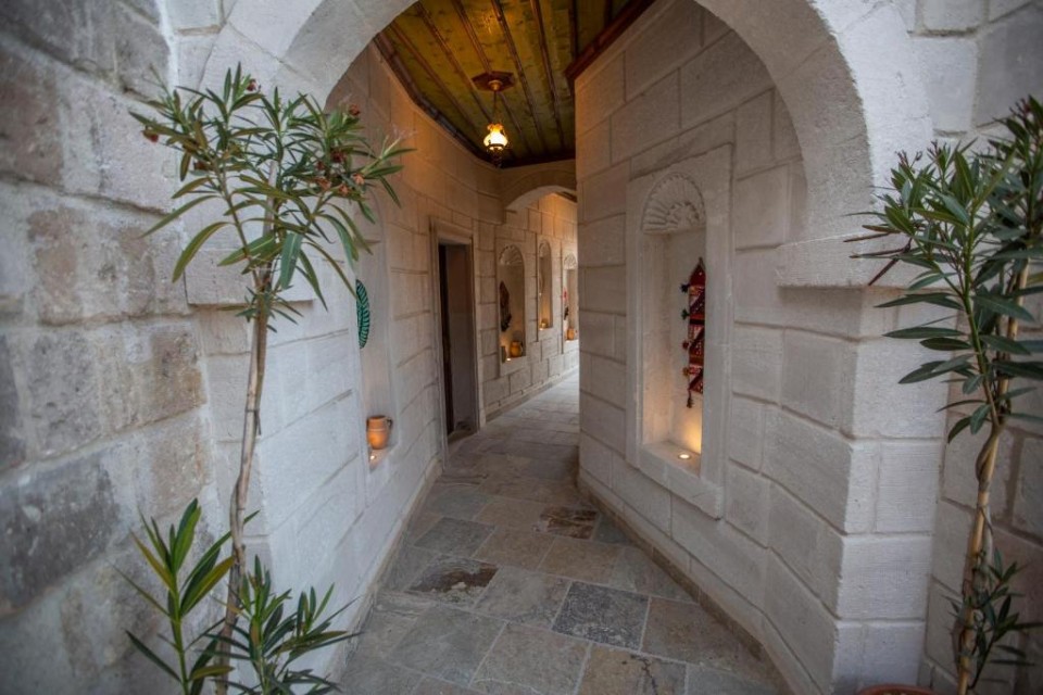 محوطه هتل محوطه هتل